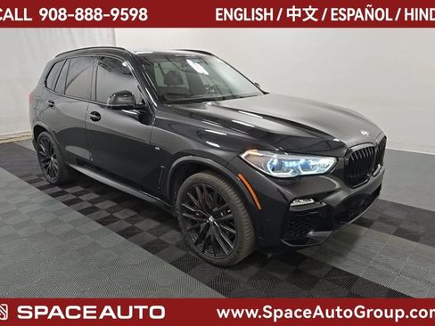 Used 2021 BMW X5 M50i AWD/4WD image 1