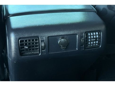 Used 2017 Toyota Tundra Platinum image 14