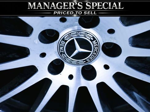 Used 2022 Mercedes-Benz S 500 4MATIC w/ AMG Line Package image 8