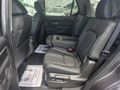 Used 2026 Honda Pilot Touring image 12