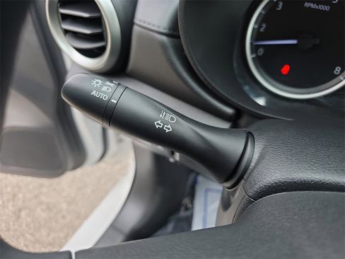 Used 2024 Nissan Versa S w/ S Plus Package image 21