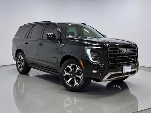 Used 2025 GMC Yukon AT4 Ultimate AWD/4WD image 8
