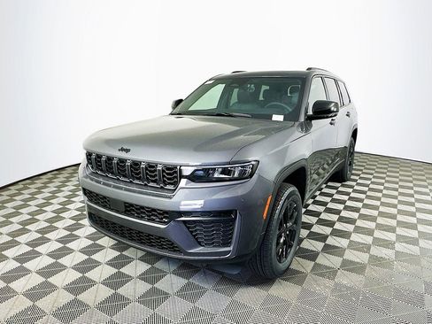 New 2026 Jeep Grand Cherokee L 4WD image 5