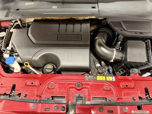 Used 2019 Jaguar E-PACE R-Dynamic S image 20