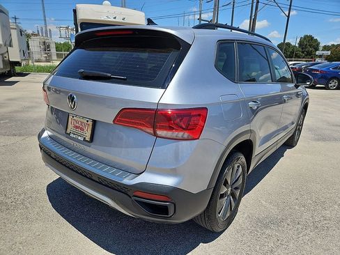 Used 2024 Volkswagen Taos S FWD image 7