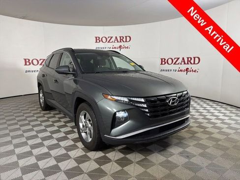 Used 2022 Hyundai Tucson SEL FWD image 1