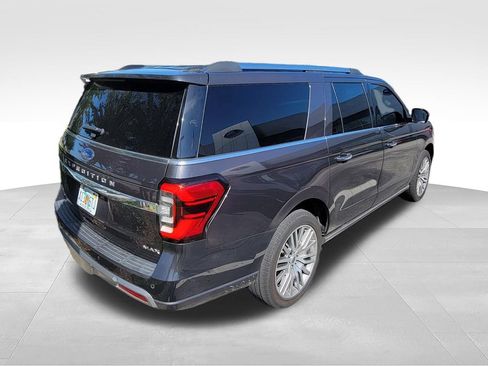 Used 2022 Ford Expedition Max Limited RWD image 4