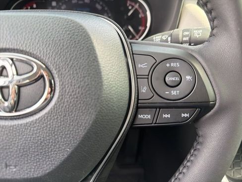 Used 2025 Toyota RAV4 XLE Premium image 12