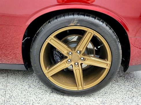 Used 2019 Dodge Challenger R/T Scat Pack RWD image 9