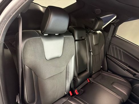 Used 2020 Ford Edge ST w/ Equipment Group 401A AWD/4WD image 24