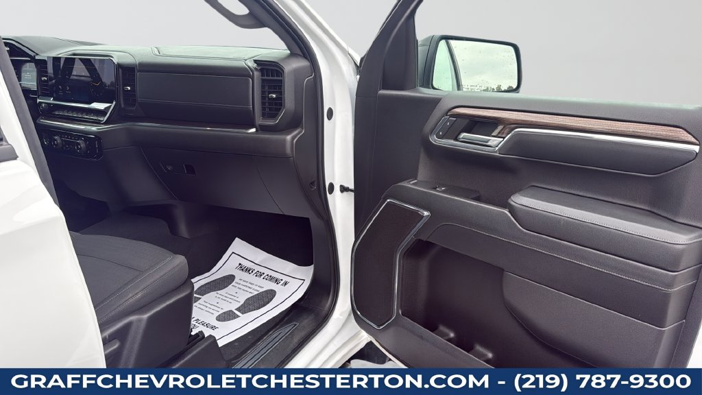 Used 2024 Chevrolet Silverado 1500 RST w/ Protection Package AWD/4WD image 23