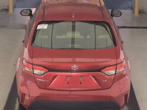 Used 2021 Toyota Corolla LE image 19