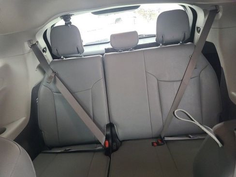 Used 2023 Toyota Sienna XLE image 14