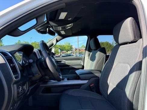 Used 2023 RAM 1500 Big Horn AWD/4WD image 24