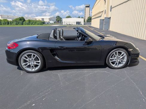 Used 2014 Porsche Boxster RWD image 9
