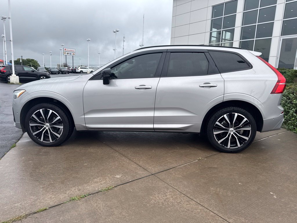 Used 2023 Volvo XC60 B5 Plus w/ Protection Package Premier AWD/4WD image 8