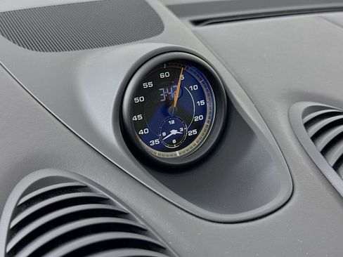 Certified 2020 Porsche 718 Cayman GT4 RWD image 19