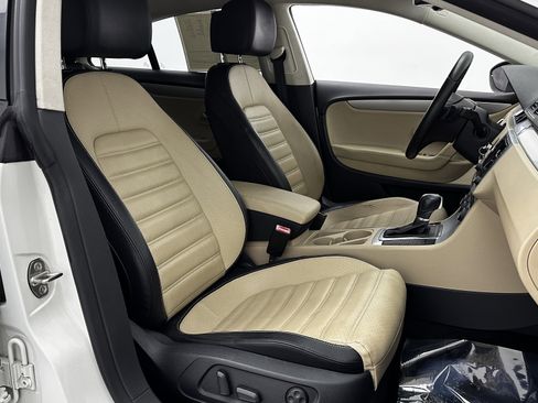 Used 2016 Volkswagen CC R-Line image 33