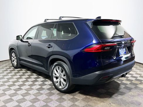 Certified 2024 Toyota Grand Highlander AWD image 6