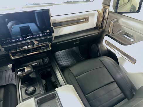 Used 2022 GMC Hummer EV Edition 1 w/ LPO, Illumination Package AWD/4WD image 19