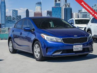Used 2017 Kia Forte LX FWD video 1