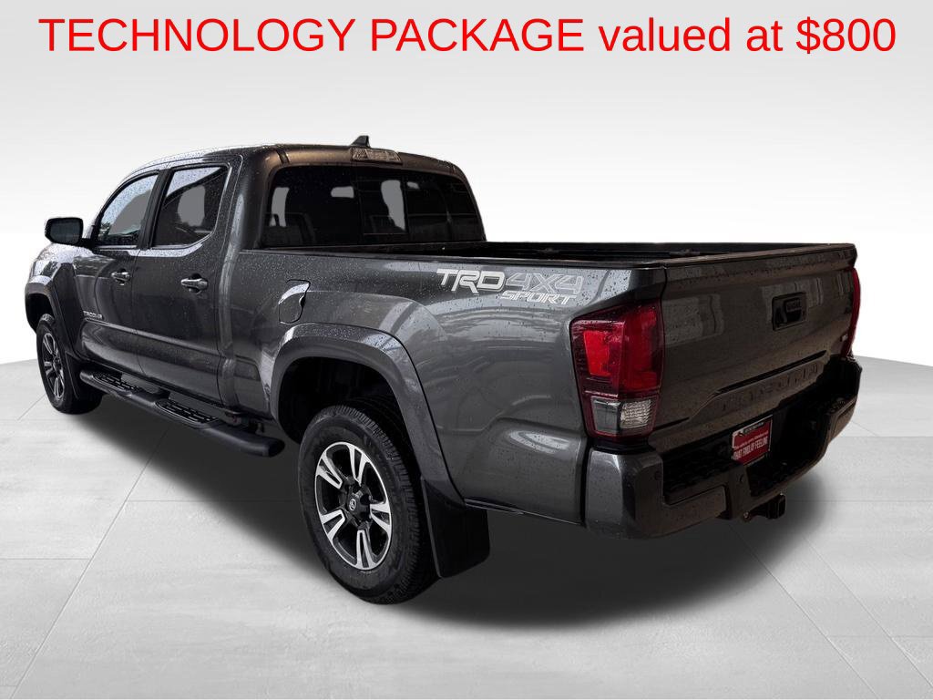 Used 2019 Toyota Tacoma TRD Sport w/ Technology Package AWD/4WD image 5