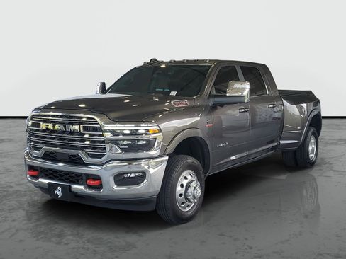 Used 2026 RAM 3500 Longhorn AWD/4WD image 4
