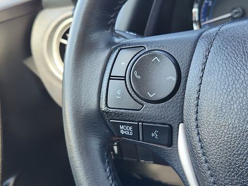 Used 2019 Toyota Corolla SE w/ Body Protection Package FWD image 20