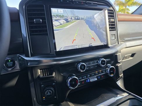 Used 2022 Ford F150 Lariat w/ Equipment Group 502A High image 29