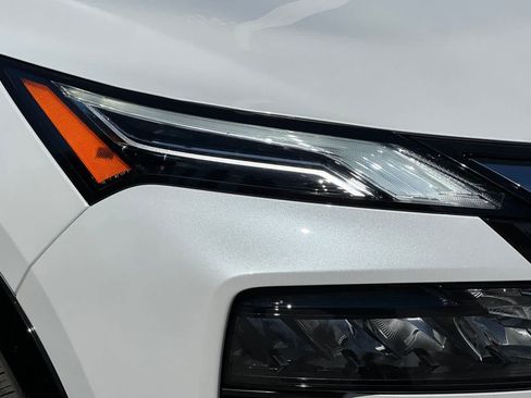 New 2026 Nissan Rogue Platinum image 35