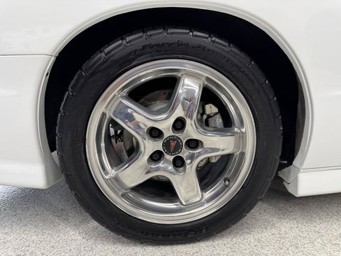 Used 1998 Pontiac Firebird Formula RWD image 39