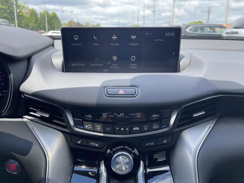 Used 2025 Acura TLX w/ Technology Package FWD image 9