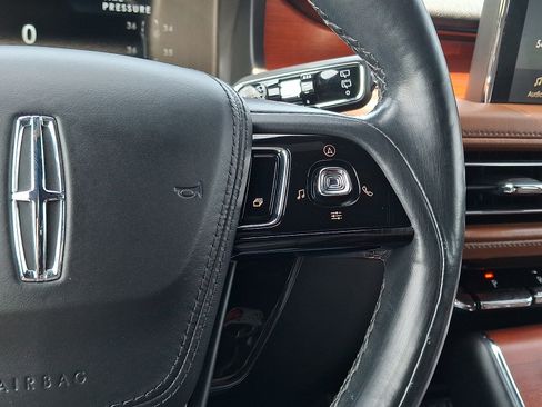 Used 2020 Lincoln Aviator Reserve w/ Elements Package Plus AWD/4WD image 21