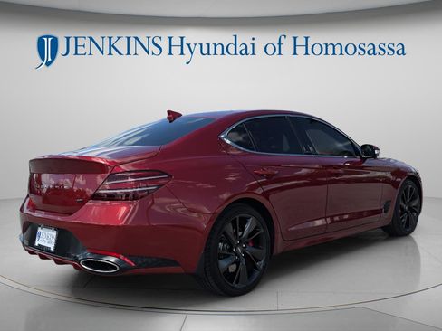 Used 2022 Genesis G70 3.3T RWD image 5