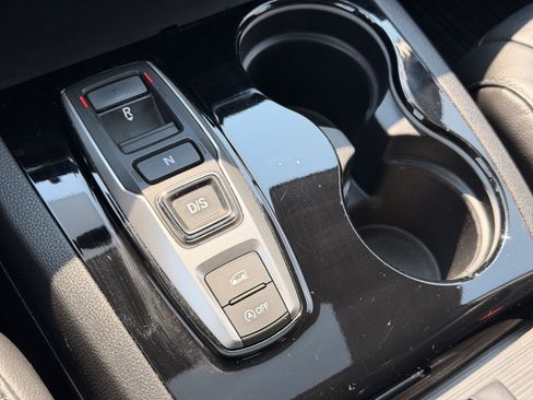 Used 2019 Honda Pilot Touring image 14