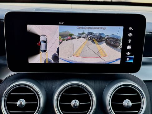 Used 2023 Mercedes-Benz GLC 300 4MATIC Coupe image 39