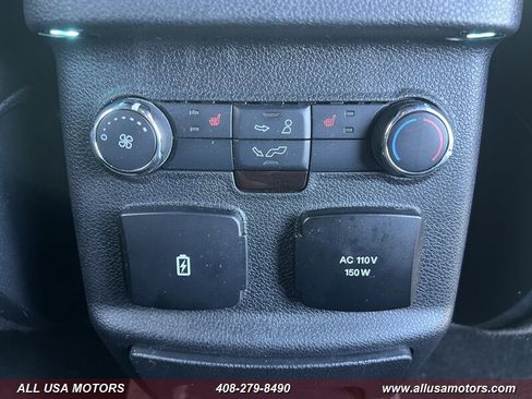 Used 2017 Ford Explorer Limited FWD image 29