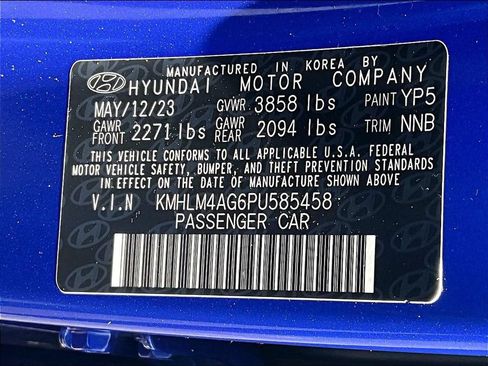 Used 2023 Hyundai Elantra SEL w/ Cargo Package FWD image 25