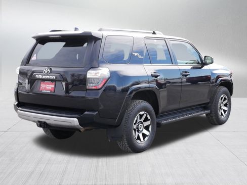Certified 2024 Toyota 4Runner TRD Off-Road image 7