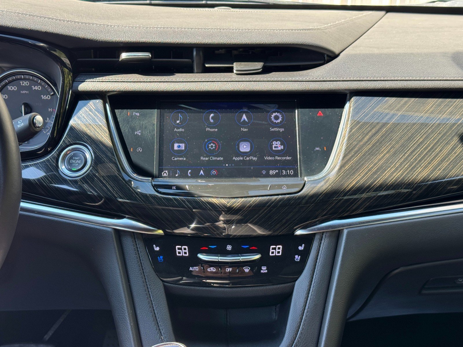 Used 2022 Cadillac XT6 Premium Luxury w/ Technology Package FWD image 25