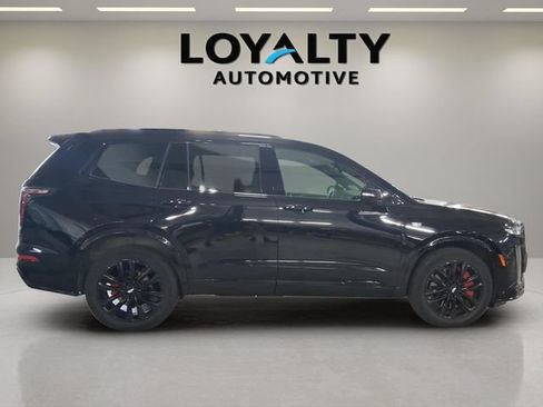 Used 2024 Cadillac XT6 Sport w/ LPO, Onyx Lite Package AWD/4WD image 6