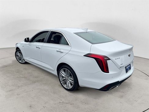 Used 2021 Cadillac CT4 Premium Luxury image 4