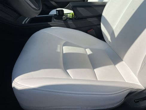 Used 2021 Tesla Model 3 Standard Range Plus image 20