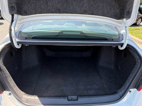 Used 2019 Honda Accord Sport image 22