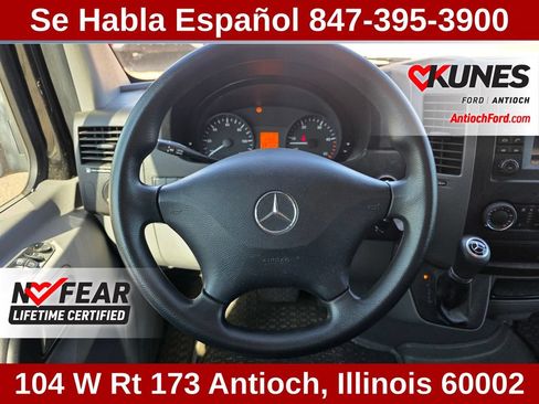 Used 2017 Mercedes-Benz Sprinter 2500 image 30