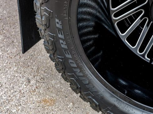 Used 2021 Chevrolet Silverado 3500 High Country image 67