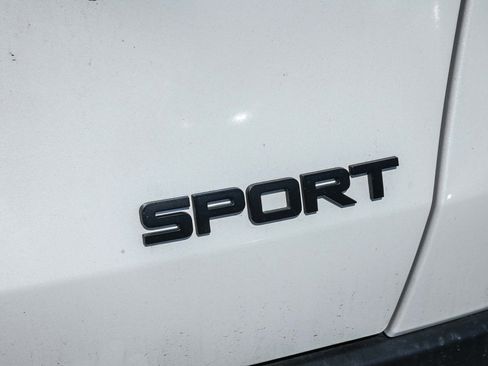 Used 2024 Honda HR-V Sport image 11