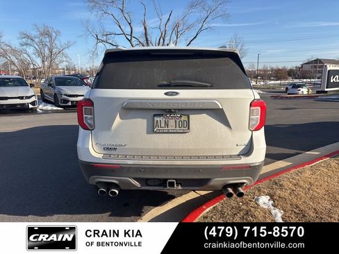 Used 2020 Ford Explorer Platinum w/ Premium Technology Package image 8