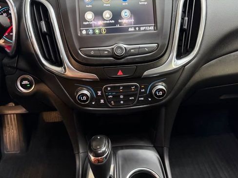 Used 2019 Chevrolet Equinox LT image 27