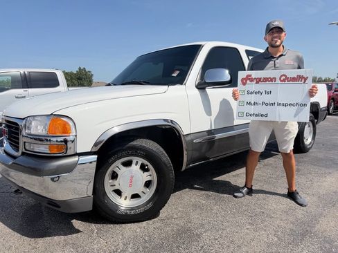 Used 2000 GMC Sierra 1500 2WD Extended Cab w/ SLT Marketing Option Pkg image 1
